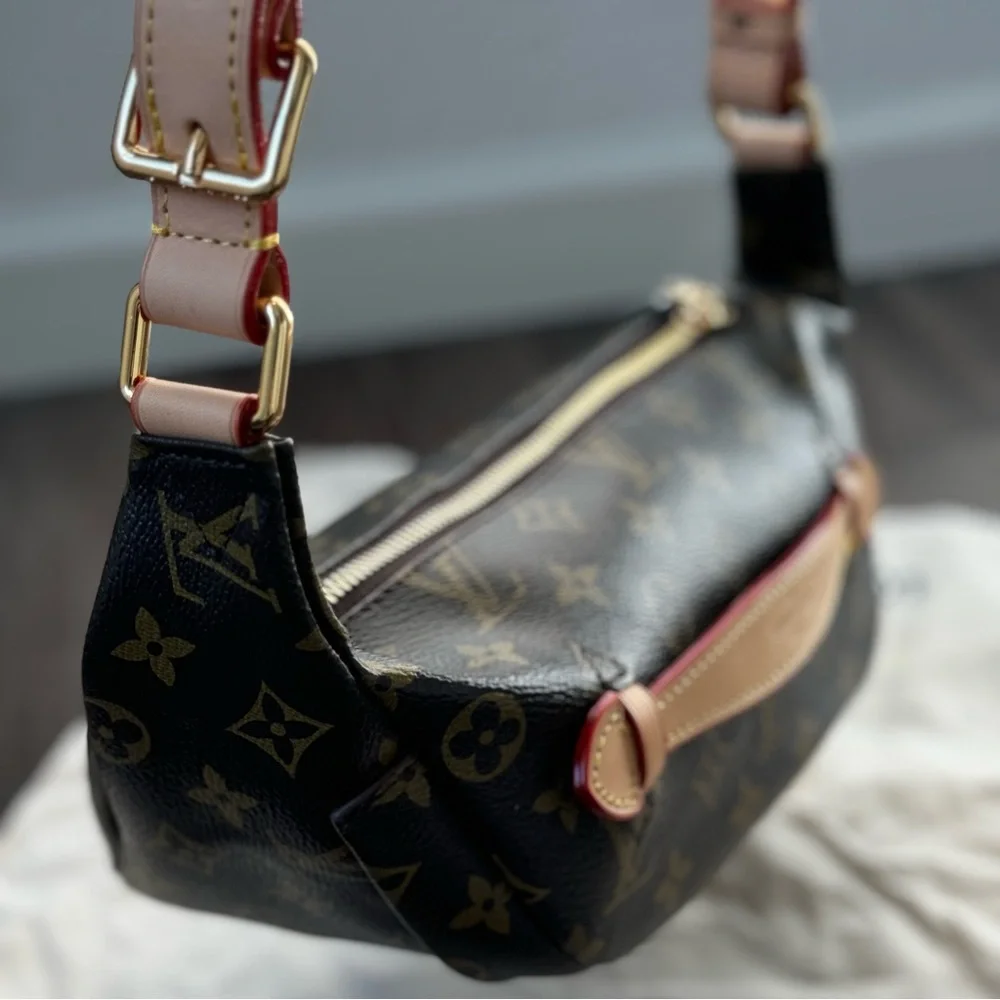 Louis Vuitton Monogram Bumbag (Read Description) - Picture 3 of 10